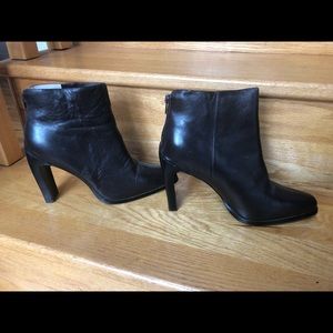💛 5/$20 Antonio Valle’ Leather brown ankle boots-